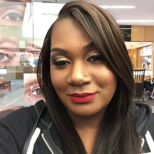 Meet your Posher, Kisha